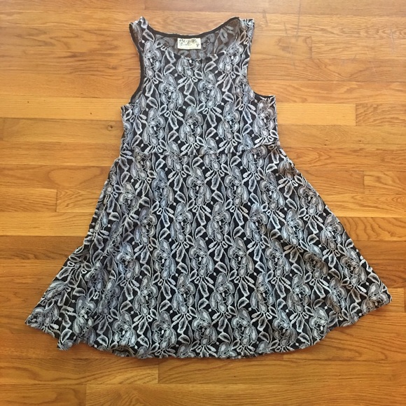 FREE PEOPLE Miles of Lace Gray Dress Size SP - Picture 1 of 4